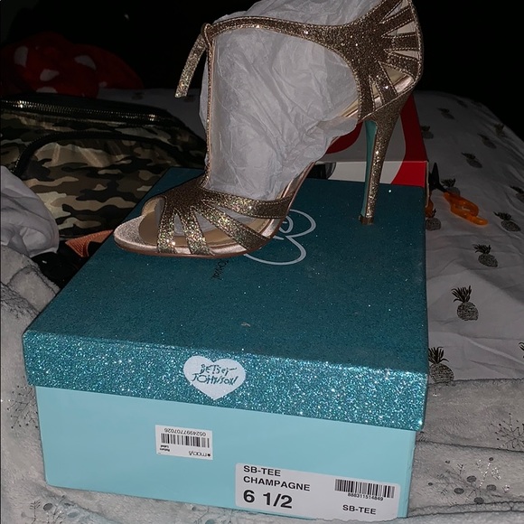 Prom Heels/champagne glitter color - Picture 1 of 4